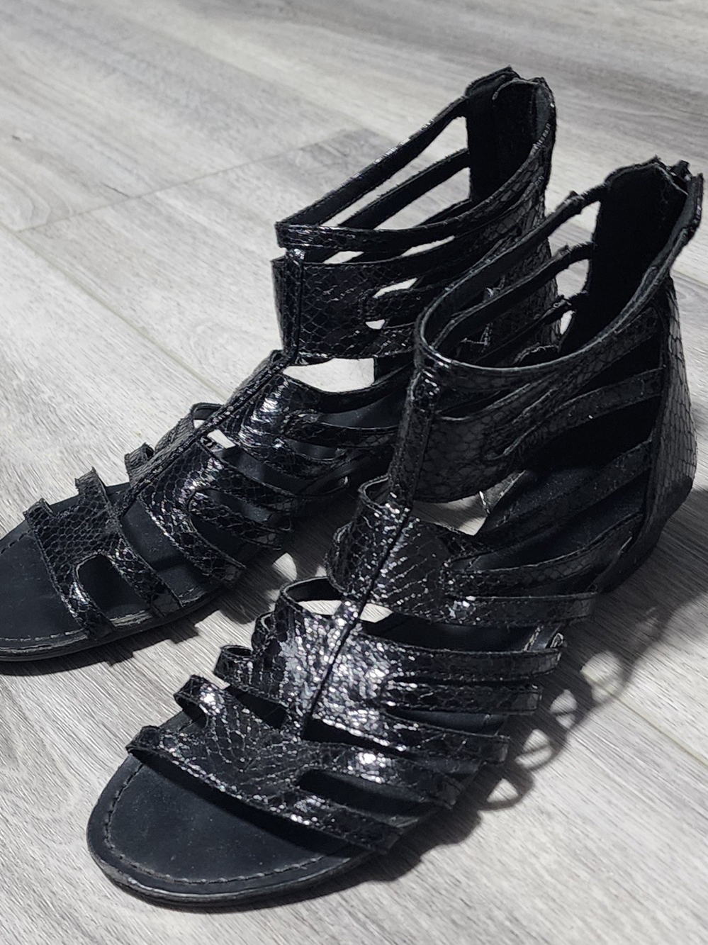 Nine West Black Reptile Textured Snake Embossed Gladiator Sandals Womens Size 9